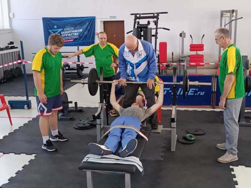 Пауэрлифтеры Новороссийска завоевали медали спартакиады побережья Черного моря