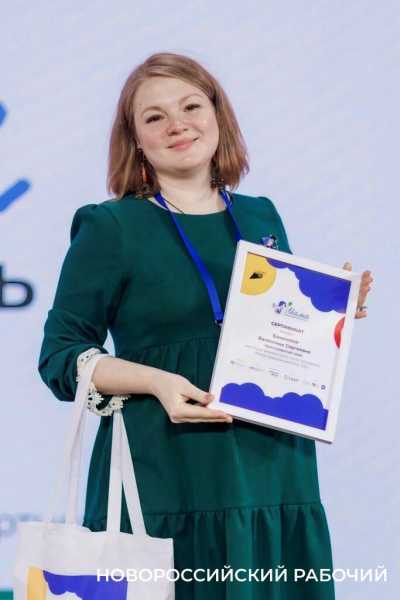 Первый канал показал сюжет о маме-предпринимательнице из Новороссийска, а она научила детей зарабатывать