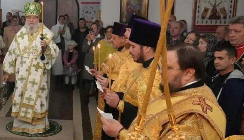 В честь Дня памяти святого благоверного великого князя Александра Невского в Новороссийске прошли молебны и крестный ход