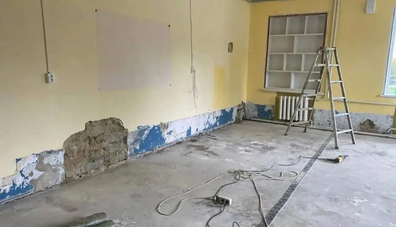 В Детской школе искусств станицы Раевской начался масштабный ремонт одного из учебных зданий