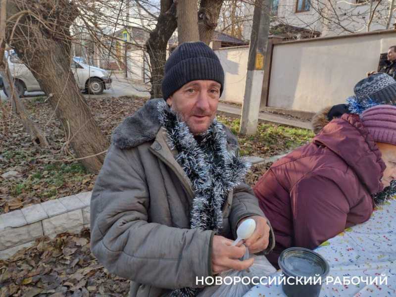 В Новороссийске бомжи будут замерзать прямо на улицах? Изменились правила приема в ночлежку