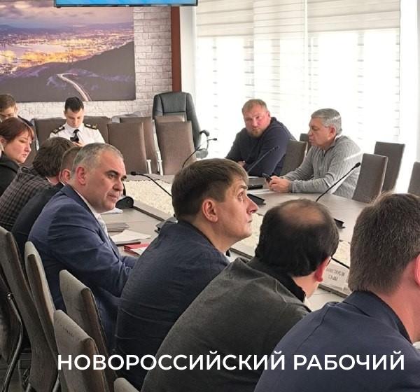 В Новороссийске могут отказаться от вывоза куч опасного ила с Южных прудов