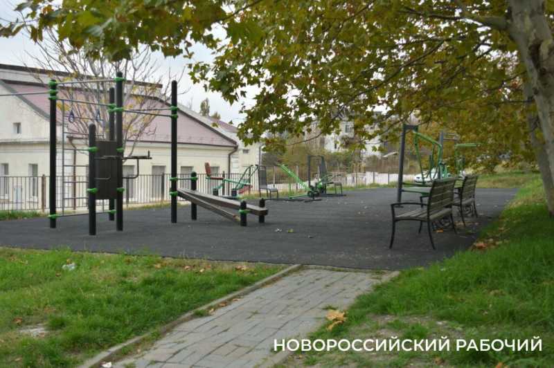 В Новороссийске Наталья Черноиванова &laquo;ставит&raquo; руку особенным штукатурам. Кто возьмет на работу детей с ОВЗ