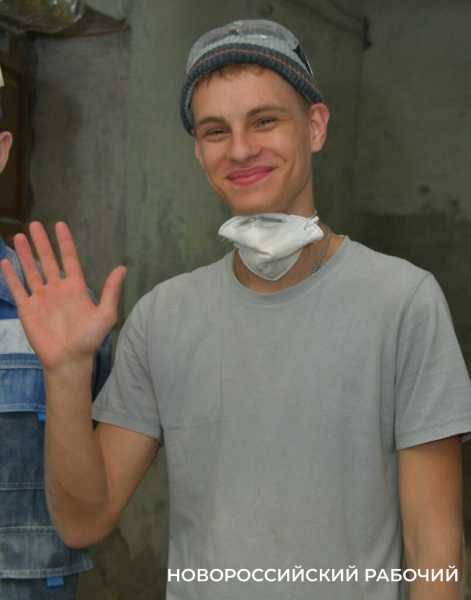 В Новороссийске Наталья Черноиванова &laquo;ставит&raquo; руку особенным штукатурам. Кто возьмет на работу детей с ОВЗ