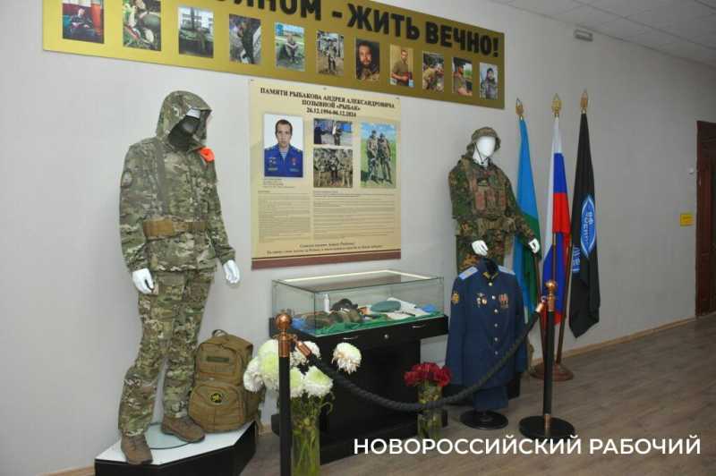 В Новороссийске Наталья Черноиванова &laquo;ставит&raquo; руку особенным штукатурам. Кто возьмет на работу детей с ОВЗ