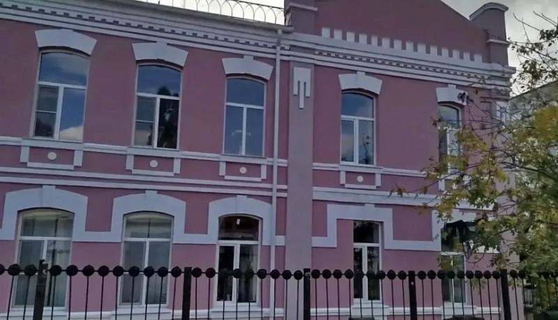 В Новороссийске обновили внешний облик Детской школы искусств им. Л.А. Гергиевой