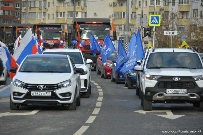 В Новороссийске открыли транспортную развязку. Обкатываем. Привыкаем