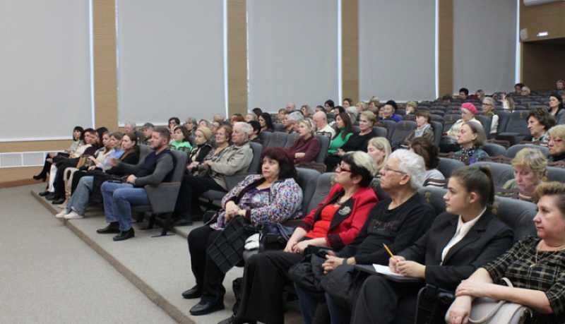 В Новороссийске полицейские провели обучающий тренинг по противодействию кибермошенничеству