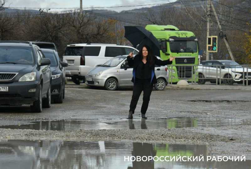 В Новороссийске предлагают нанести на Яндекс-карты лужу, которой 20 лет от роду