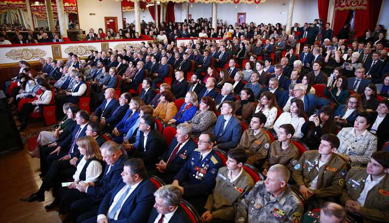 Вениамин Кондратьев: Общественная палата Краснодарского края &ndash; это эффективная площадка для открытого и конструктивного диалога общества с бизнесом и властью