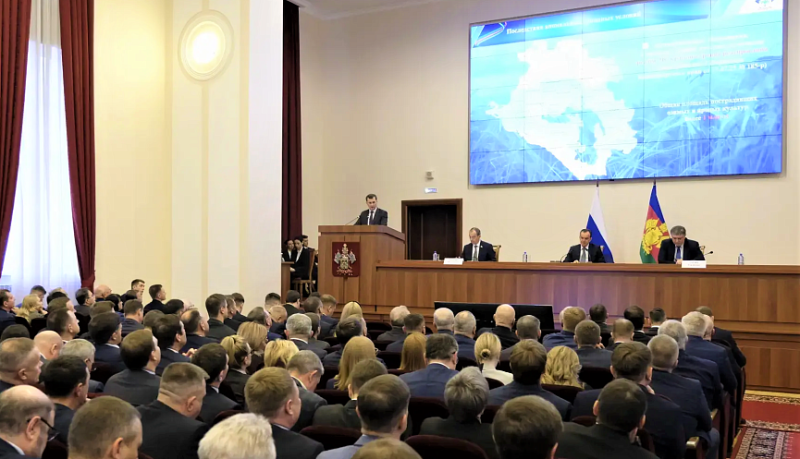 Вениамин Кондратьев: Впервые в истории региона мы получили рекордный урожай винограда &ndash; 313 тысяч тонн