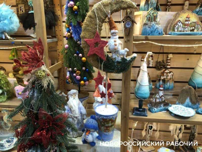 Абрау-Дюрсо новогоднее, без снега. Для настроения и воспоминаний на весь год!