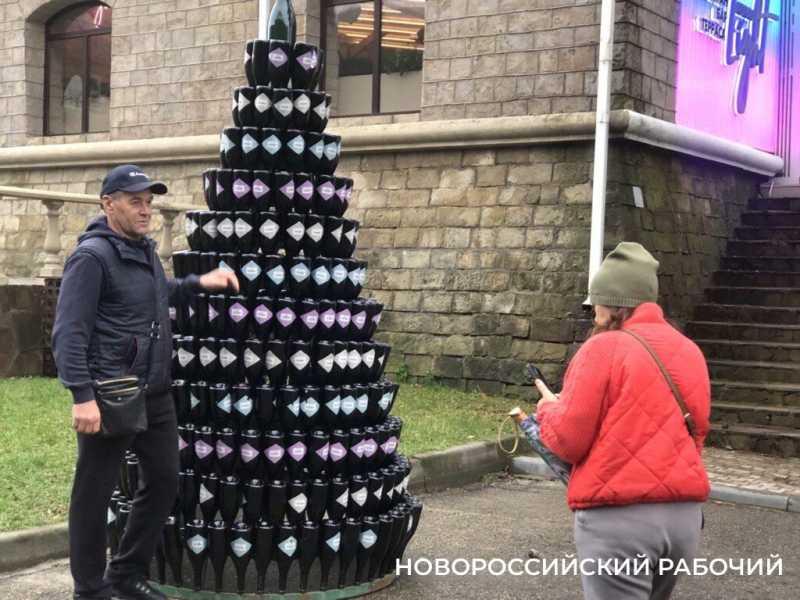 Абрау-Дюрсо новогоднее, без снега. Для настроения и воспоминаний на весь год!