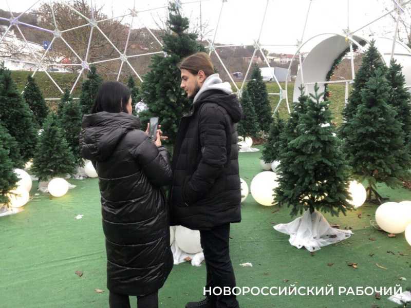 Абрау-Дюрсо новогоднее, без снега. Для настроения и воспоминаний на весь год!