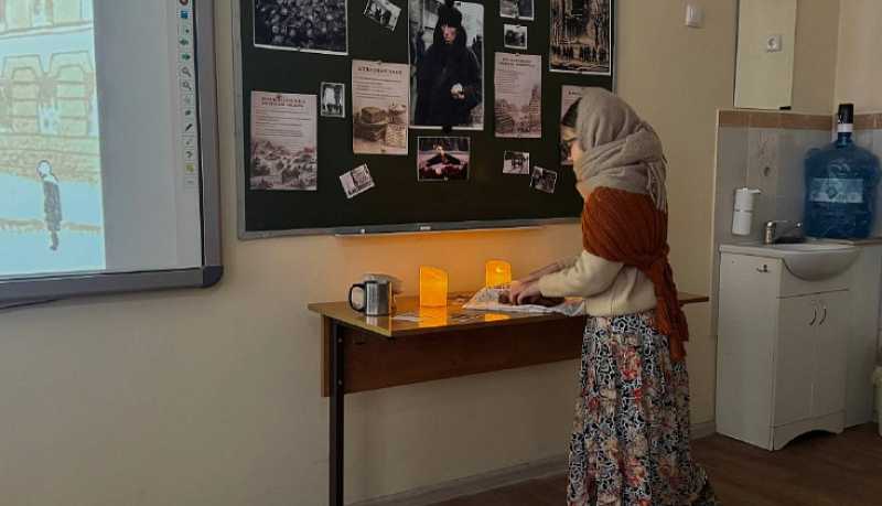 Атаман Черноморского казачьего округа Сергей Савотин рассказал новороссийским школьникам о бессмертном подвиге Ленинграда