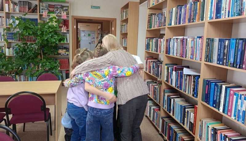 Библиотеки Новороссийска подготовили для читателей всех возрастов новогодние выставки, викторины, игры, познавательные встречи и &laquo;литературные путешествия&raquo;