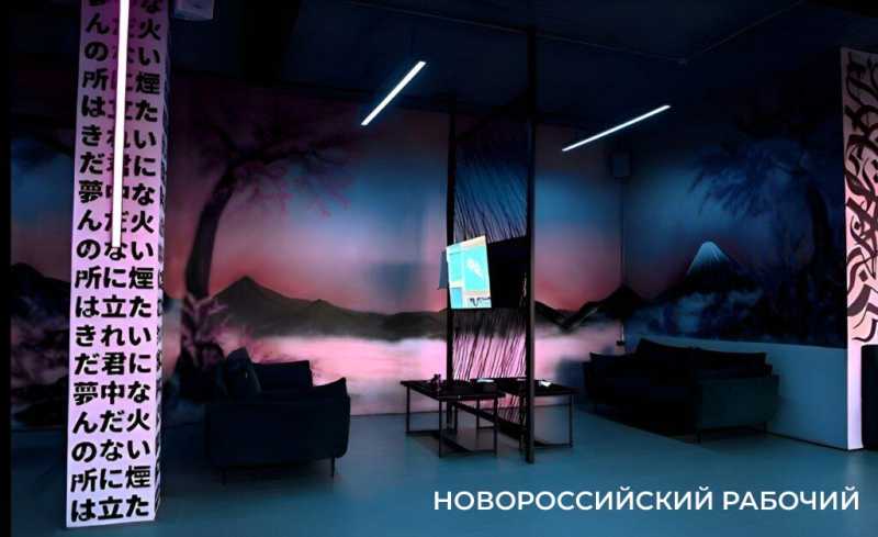 &laquo;Есть подходящие заборы!&raquo; В Новороссийске художник хочет перенести историю Новороссийска на улицы