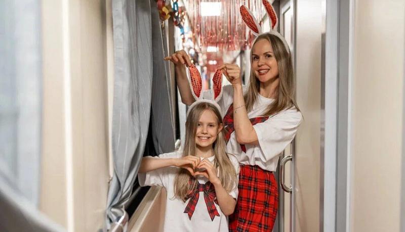 Юная финалистка &laquo;Большой Перемены&raquo; из Новороссийска привезла сувениры своим одноклассникам из Великого Устюга от Деда Мороза