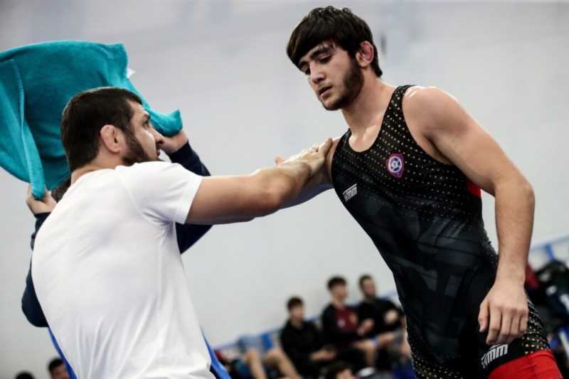 Назар Берковский из Новороссийска стал сильнейшим борцом Юга России