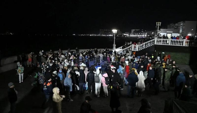 Новороссийцам, решившим принять участие в праздновании Крещения Господне и омовениях, напоминают правила безопасности