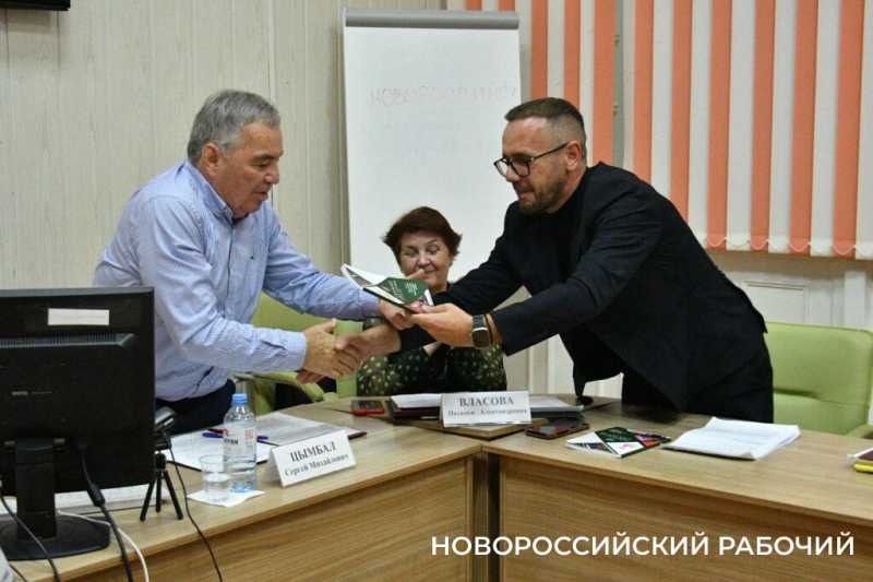 О выставочном зале в Новороссийске, бесплатных мероприятиях и нашей культуре