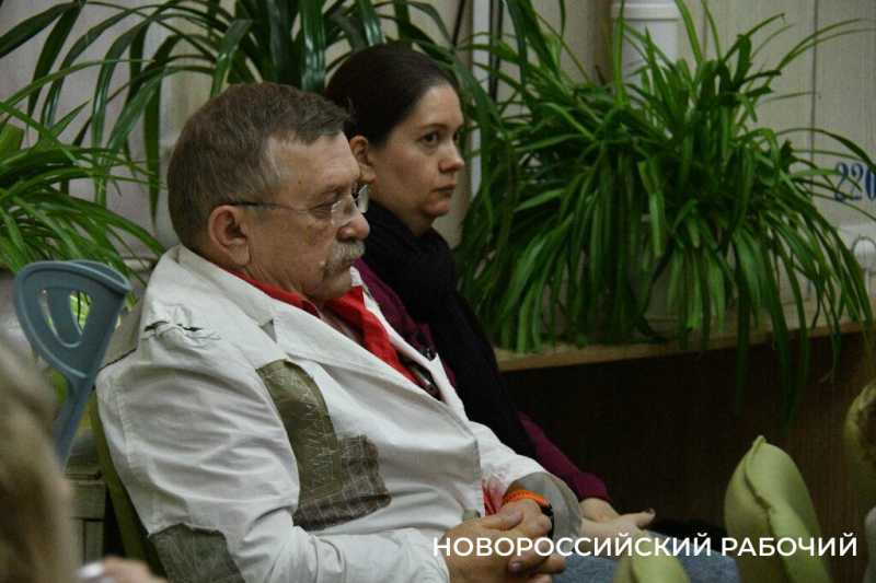 О выставочном зале в Новороссийске, бесплатных мероприятиях и нашей культуре