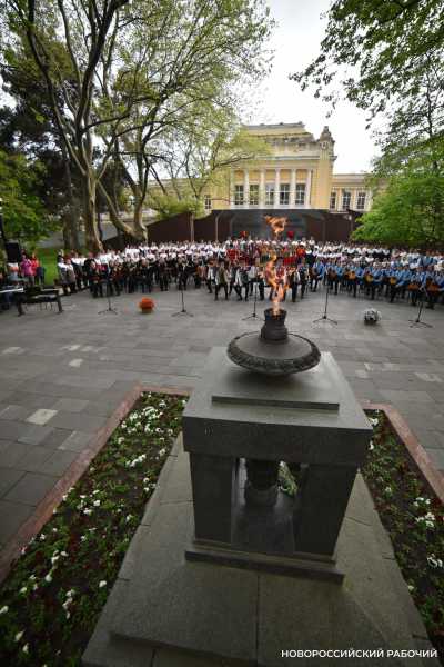 Очередная попытка. В Новороссийске объявили конкурс стихов к гимну города,&nbsp; написанному Шостаковичем