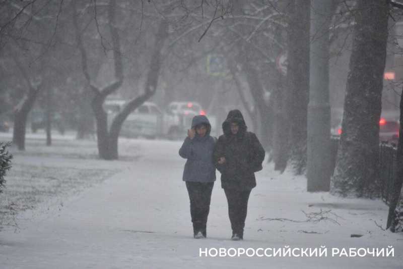 Перевал закрыт. Новороссийск ждут все погодные неприятности разом