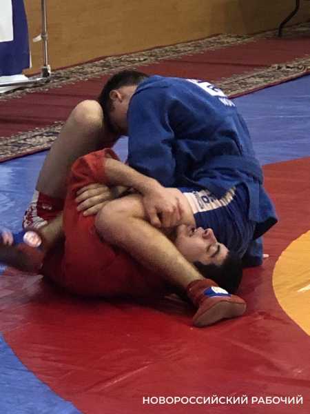 Спортшколу Новороссийска передают краю. Чего ждать спортсменам?