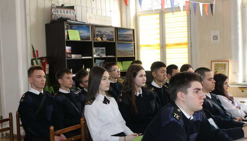 Студентам города-героя Новороссийска рассказали о подвиге Ленинграда, цене хлеба, мирного неба и самой жизни