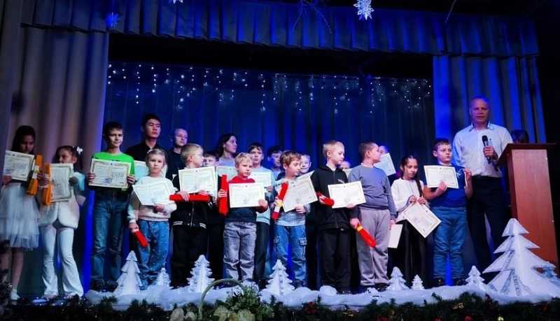 Театральная студия &laquo;Основа&raquo; представила новороссийским зрителям свежее прочтение волшебного спектакля &laquo;Снежная королева&raquo;