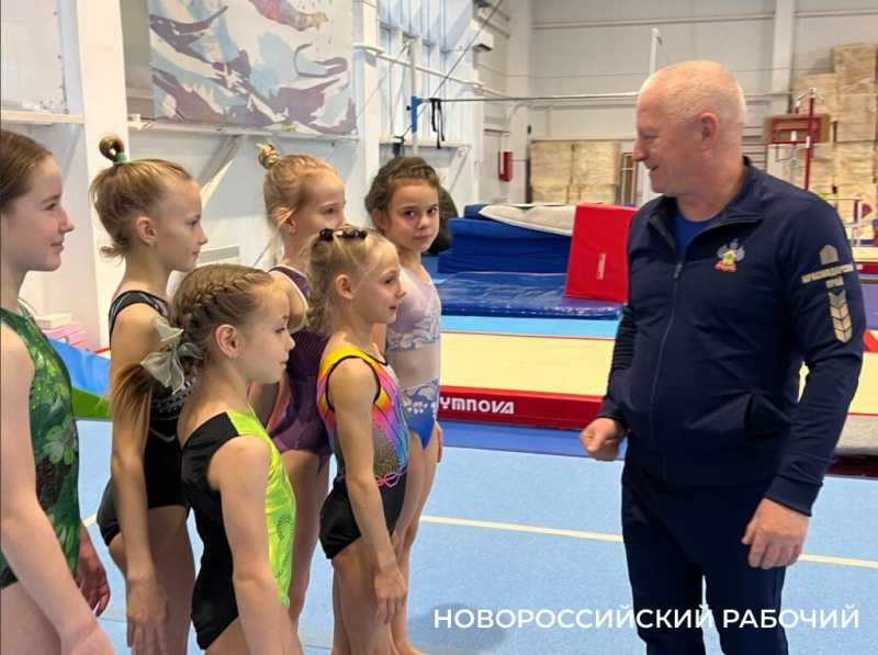 Условия лучше, требования выше. Тренер из Новороссийска о перспективах и пользе спортивной гимнастики