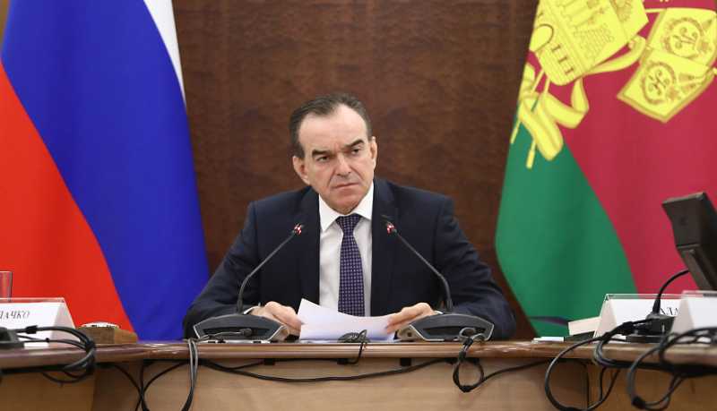 В 2026 году в Краснодарском крае продолжат расширять меры поддержки материнства и многодетных семей