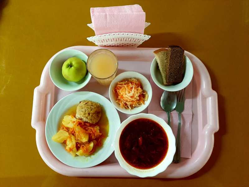 В Новороссийске детей военных трех областей РФ в школах будут кормить бесплатно