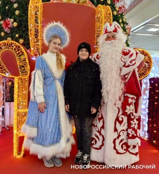 В Новороссийске маме особенного ребенка подарили тепло в дом. Чудеса под Рождество!