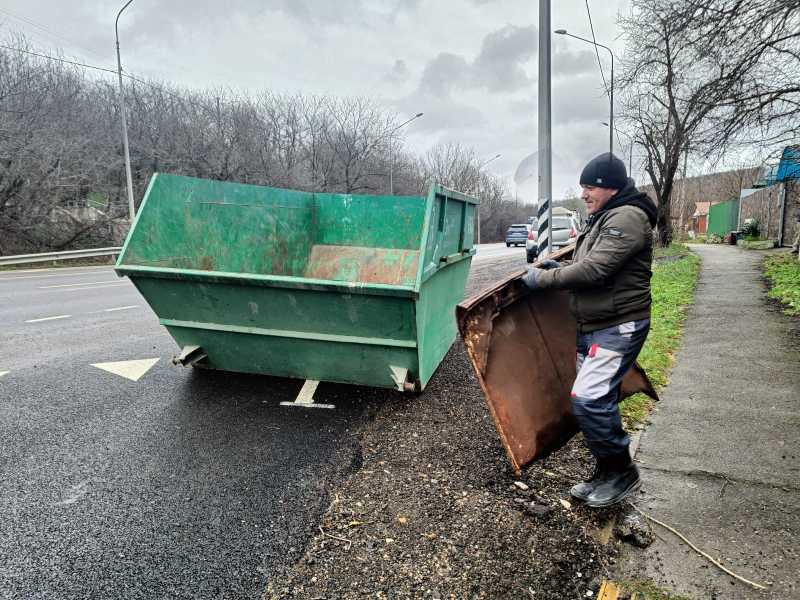 В Новороссийске на время новогодних праздников поставят новые бункеры для мусора. Названы адреса