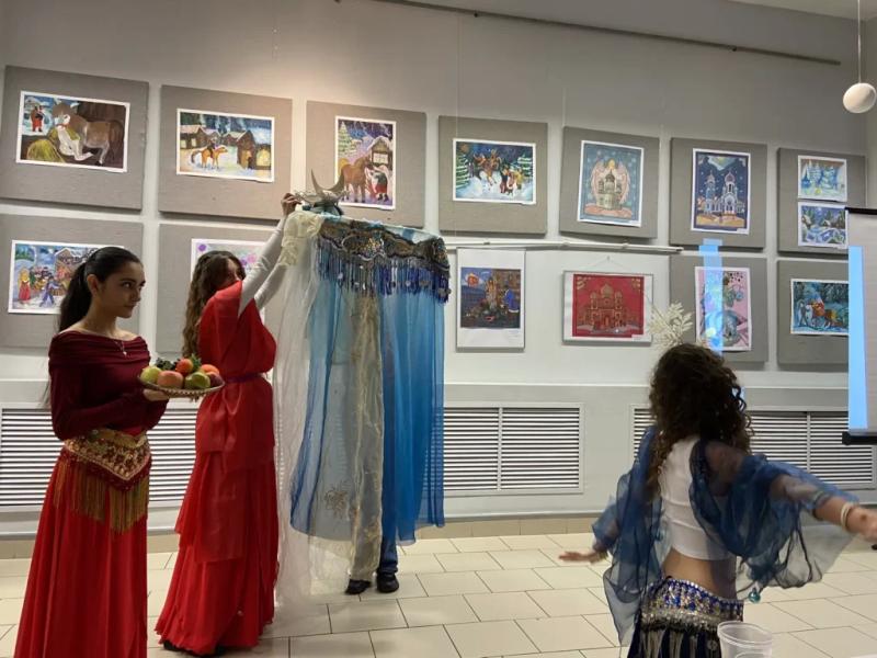 В Новороссийске оживили картины известных художников