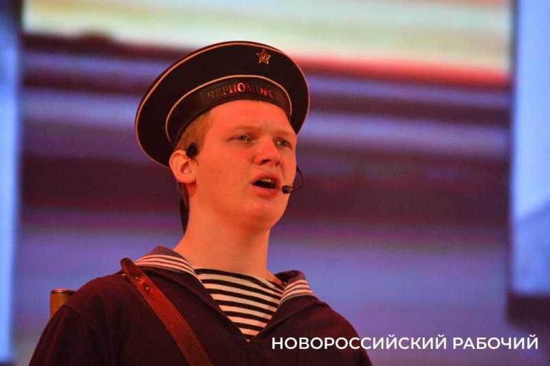 В Новороссийске прошла премьера спектакля про два легендарных десанта