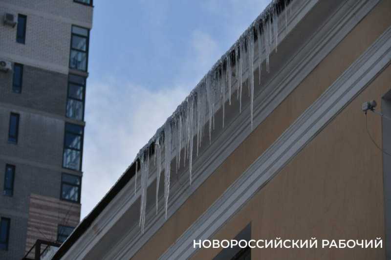 В Новороссийске сосулька упала на 8-летнего ребенка