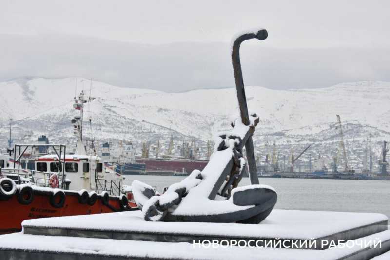 В Новороссийске стихию удается победить не везде. Фоторепортаж &laquo;НР&raquo;