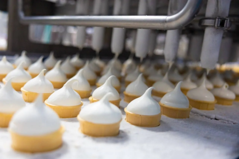 Вениамин Кондратьев: Не менее 75 предприятий региона повысят качество услуг и усовершенствуют рабочие процессы в рамках нацпроекта &laquo;Эффективная и конкурентная экономика&raquo;