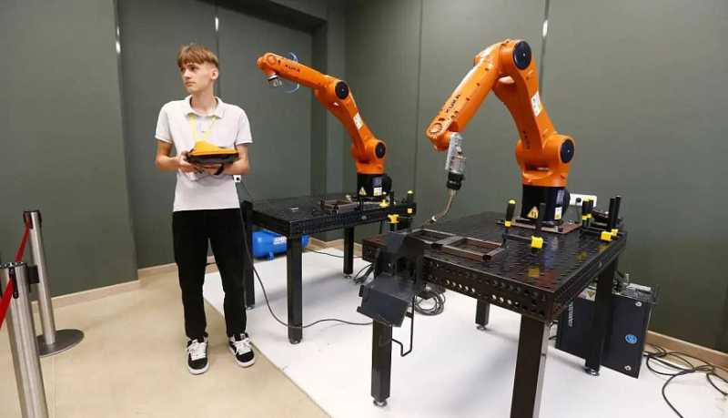 Вениамин Кондратьев: В этом году откроем еще 3 образовательных кластера в рамках &laquo;Профессионалитета&raquo;