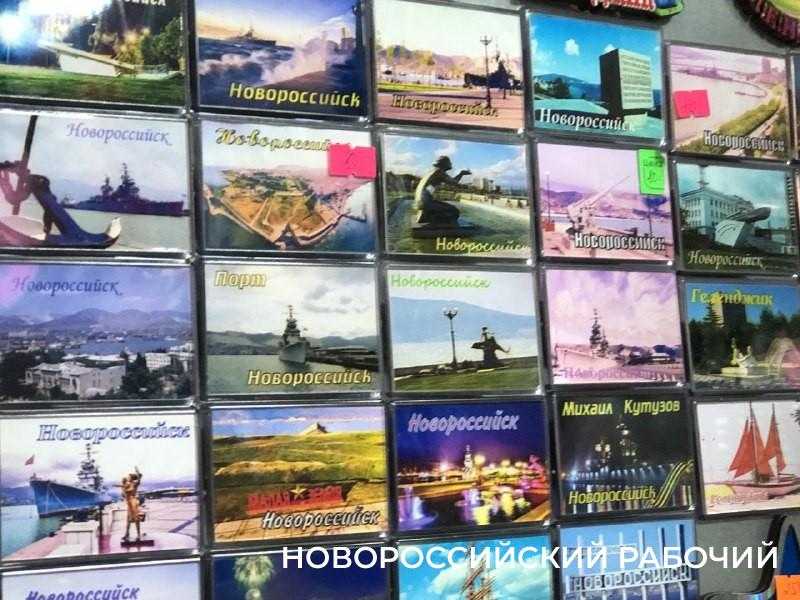 Вокзал Новороссийска встречает и провожает гостей по-советски