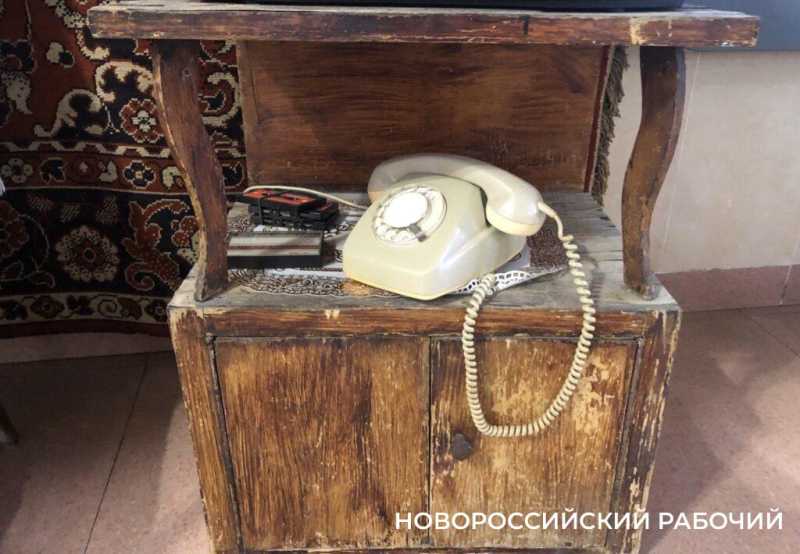 Вокзал Новороссийска встречает и провожает гостей по-советски