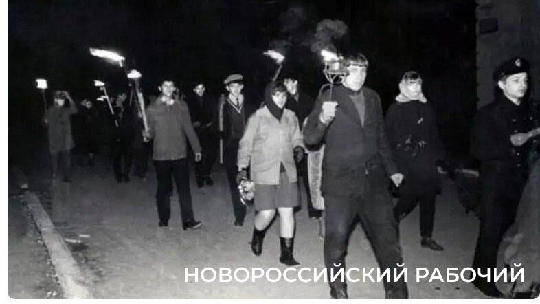 58 лет назад в &laquo;Новороссийском рабочем&raquo; придумали легендарную &laquo;Бескозырку&raquo;