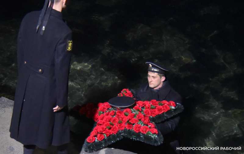 58 лет назад в &laquo;Новороссийском рабочем&raquo; придумали легендарную &laquo;Бескозырку&raquo;