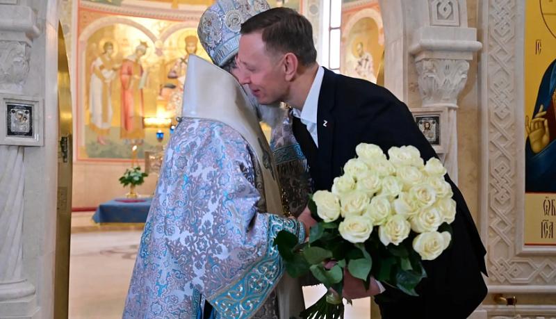 Андрей Кравченко поздравил новороссийцев со Сретением Господнем
