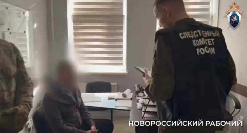 Бывшего директора &laquo;Водоканала&raquo; в Новороссийске обвинили в превышении полномочий