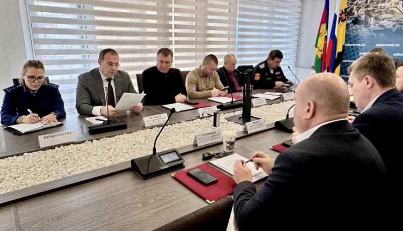 Депутаты городской Думы Новороссийска заслушали доклад об итогах оперативно-служебной деятельности полиции за 2025 год