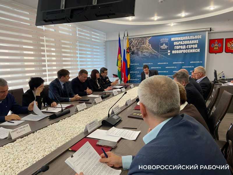 Каждая &mdash; 2,5 миллиона?! Депутатам объяснили, почему новые остановки в Новороссийске такие дорогие